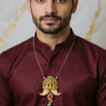 tiger-nail-with-peacock-pendant-for-men