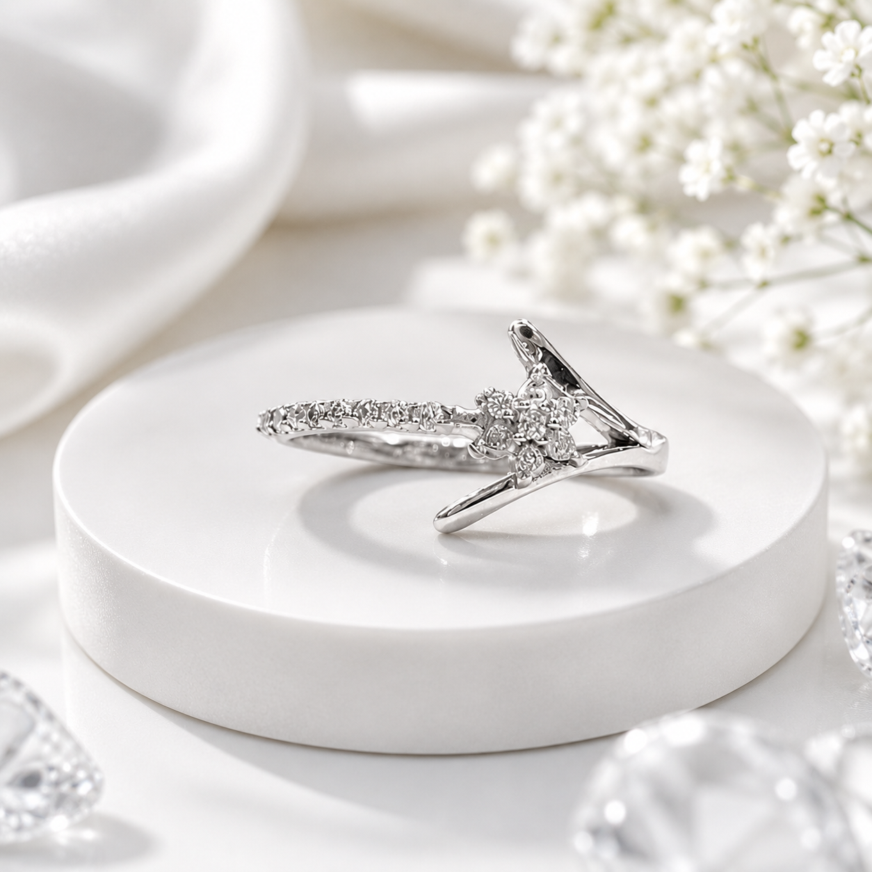 Sparkling Floral Silver Ring JL
